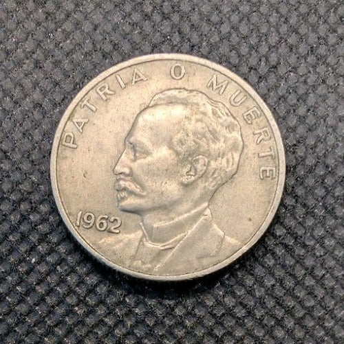 Caribbean 1962 Jose Marti Veinte Centavos .20 Coin - Circulated1