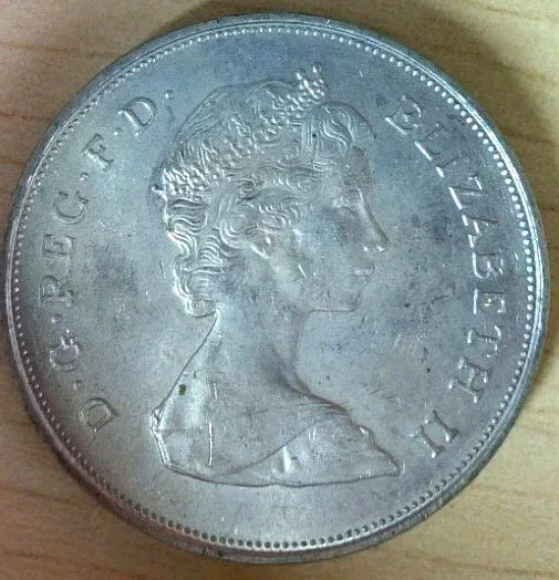 1981 Great Britain 25 New Pence Circ Coin - Princess Diana Royal Wedding - NumisFind