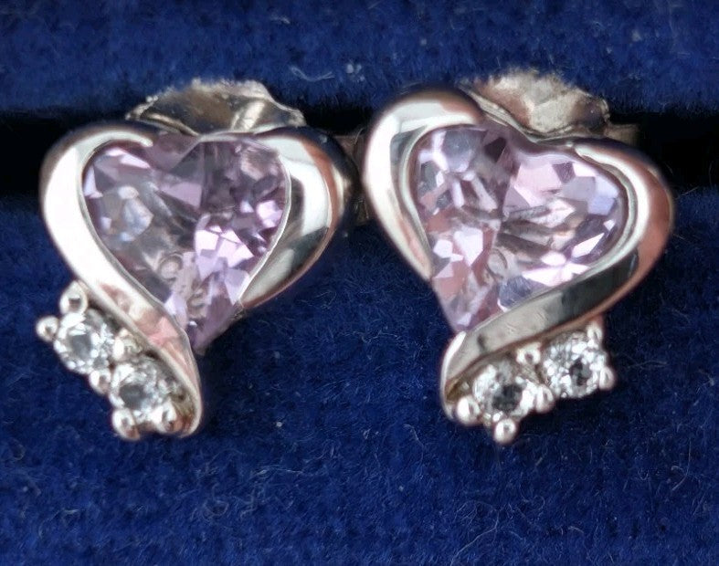 925 Sterling Silver Hearts Earrings. Heart Shaped Small studs with stone0