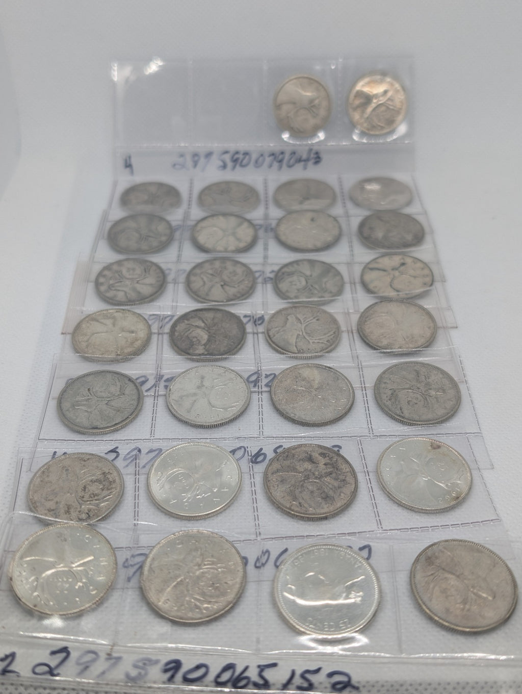 1937-1968 SILVER Canadian Quarter 25 Cents Lot Of 30 - 4.94 Oz of Pure Silver0