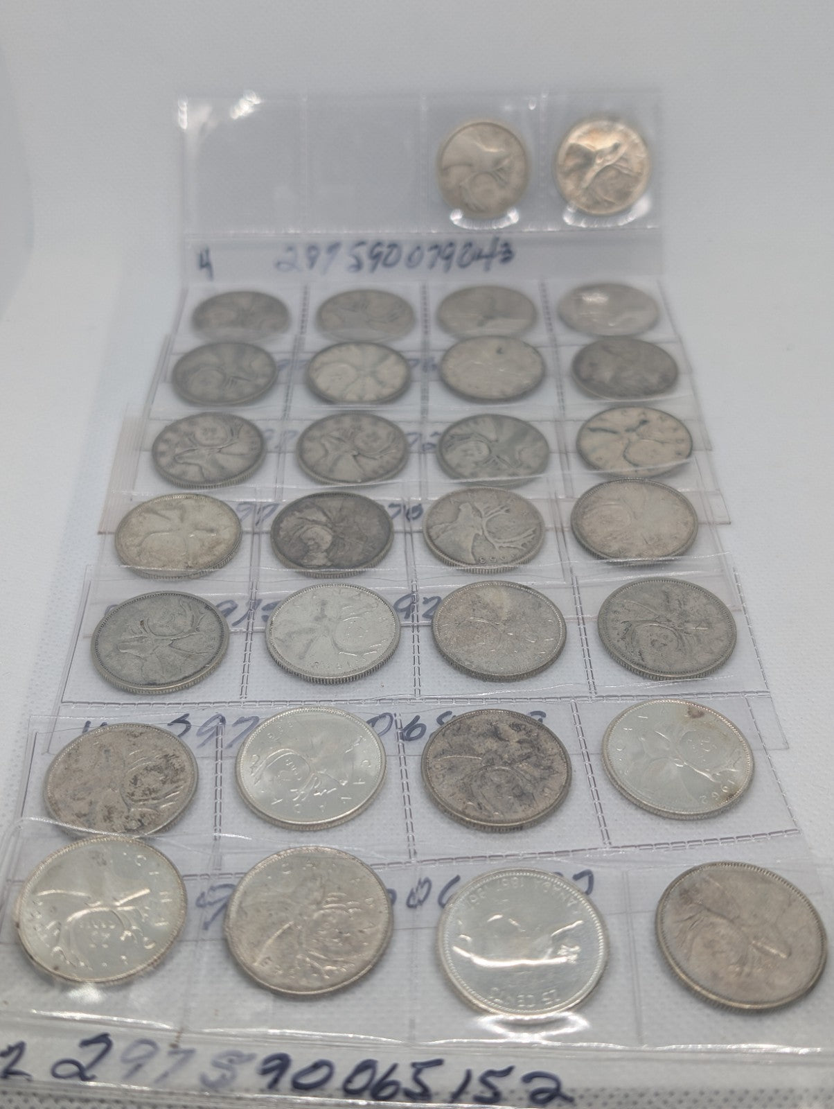 1937-1968 SILVER Canadian Quarter 25 Cents Lot Of 30 - 4.94 Oz of Pure Silver0