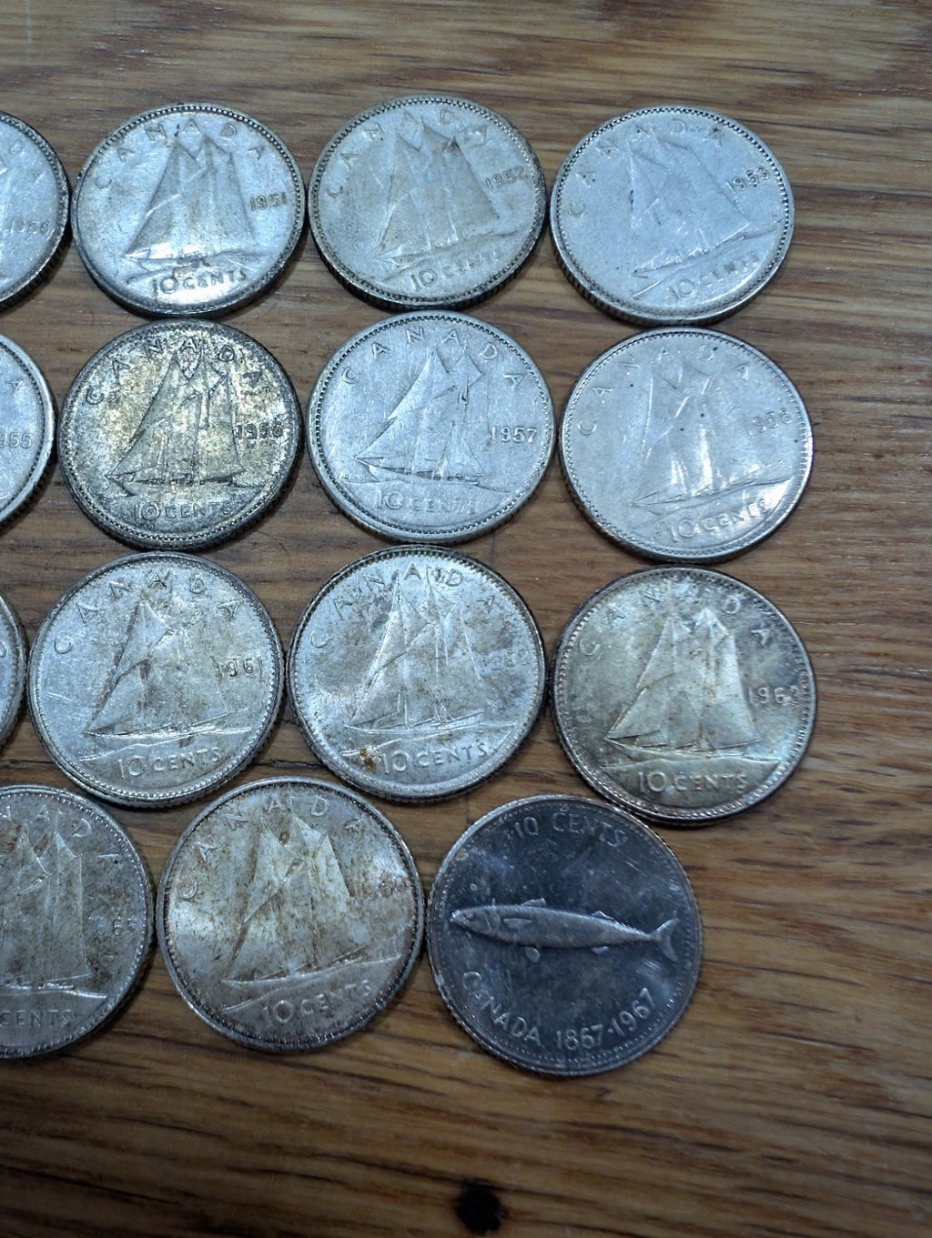 SET OF 19 1949-1967 Canada Silver 10 Cent Dime Coins!4
