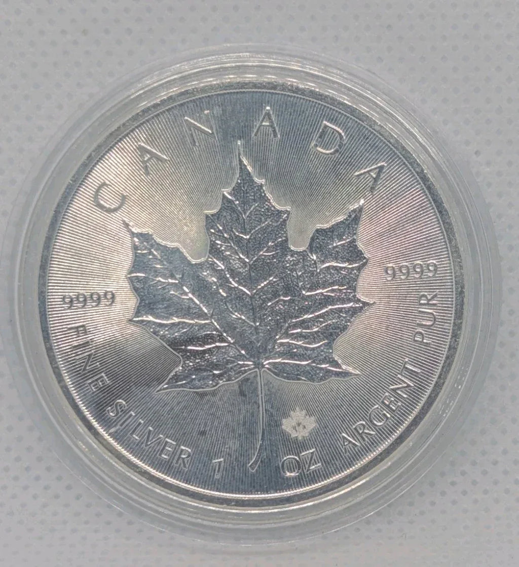 2015 Canada $5 Silver Maple Leaf Coin .9999 Pure 1 oz Fine Silver Bullion - NumisFind
