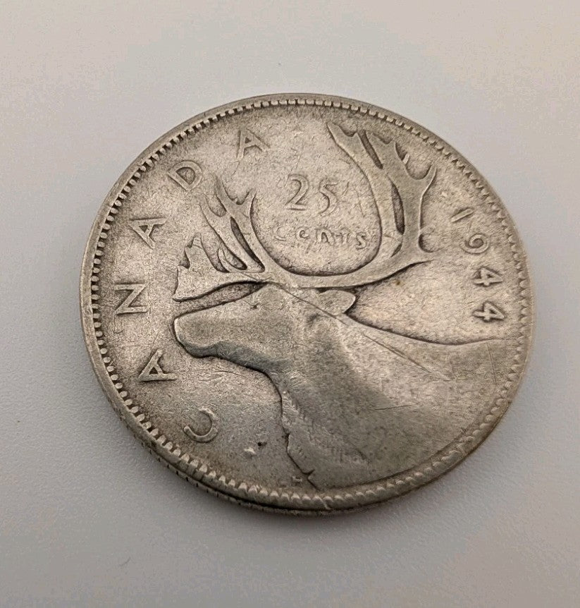 Canada 1944 25 Cents 25c Canadian Caribou Quarter Coin - 80% Silver - ASW .150oz0