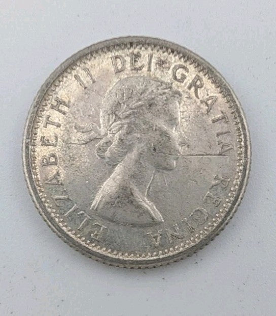 1962 Canada 10c Silver coin Dime - 2g of pure silver1