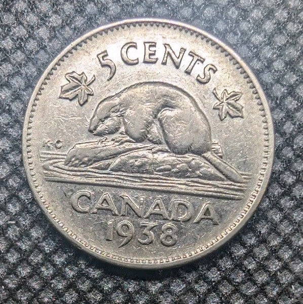 Canada 1938 5 Cent Coin Nickel Circulated0