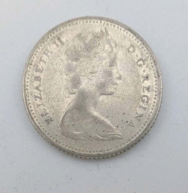 1966 Canada 10c Silver coin Dime - 2g of pure silver1