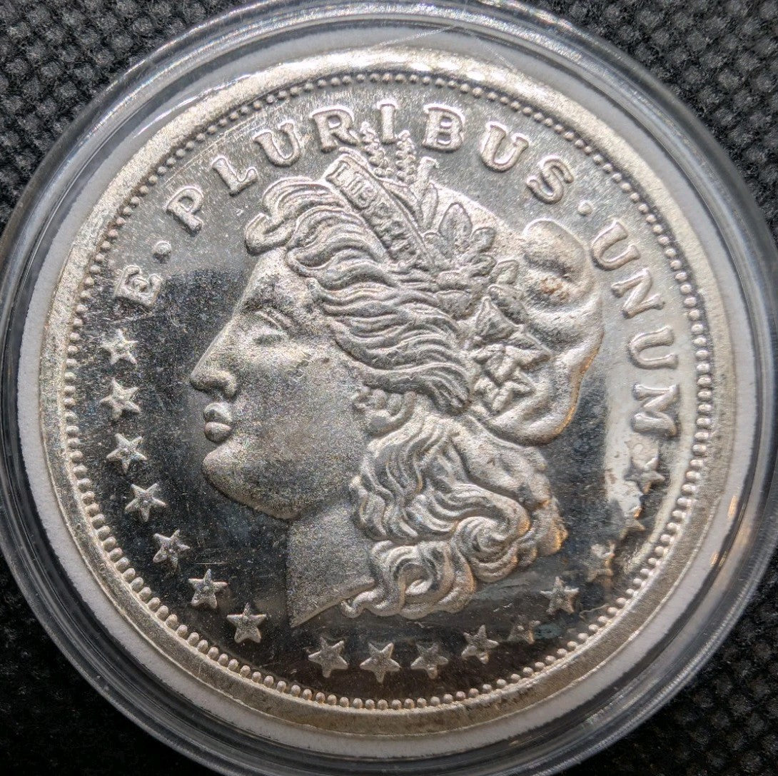 One Troy Ounce US Silver Trade Unit  .999 fine silver1