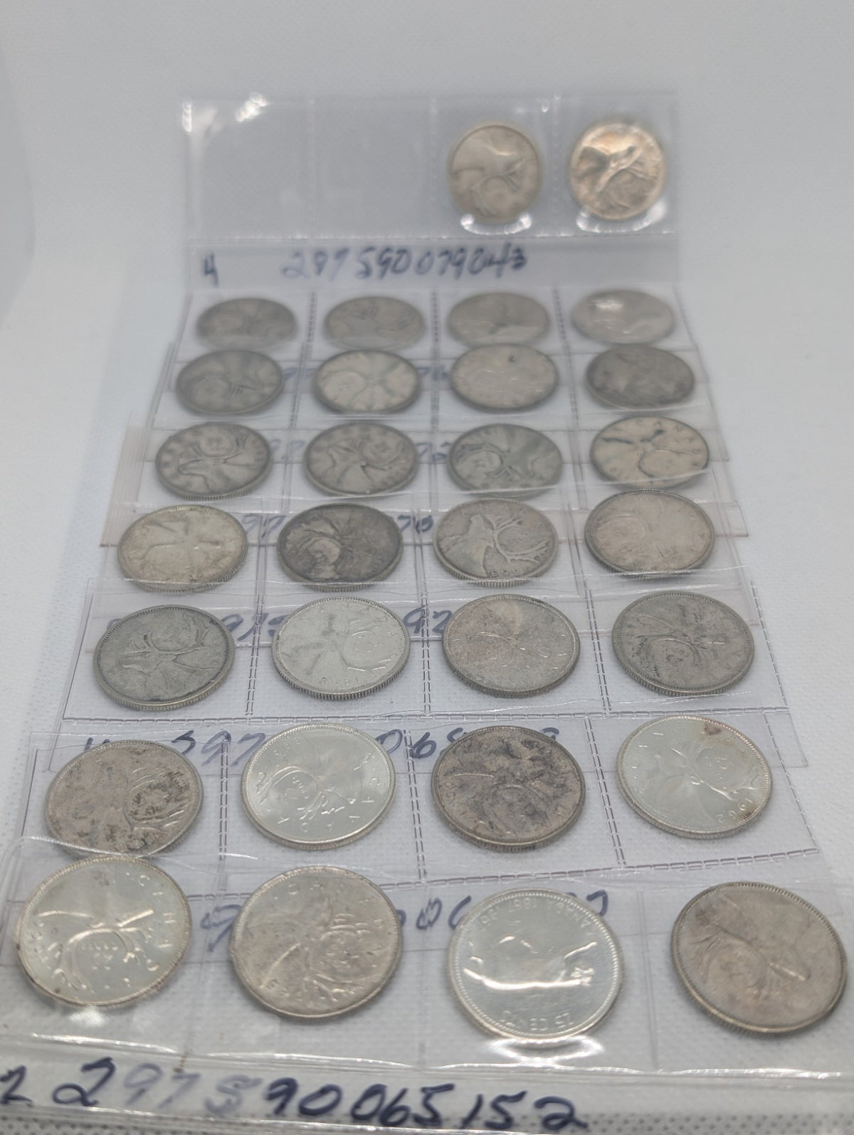 1937-1968 SILVER Canadian Quarter 25 Cents Lot Of 30 - 4.94 Oz of Pure Silver0