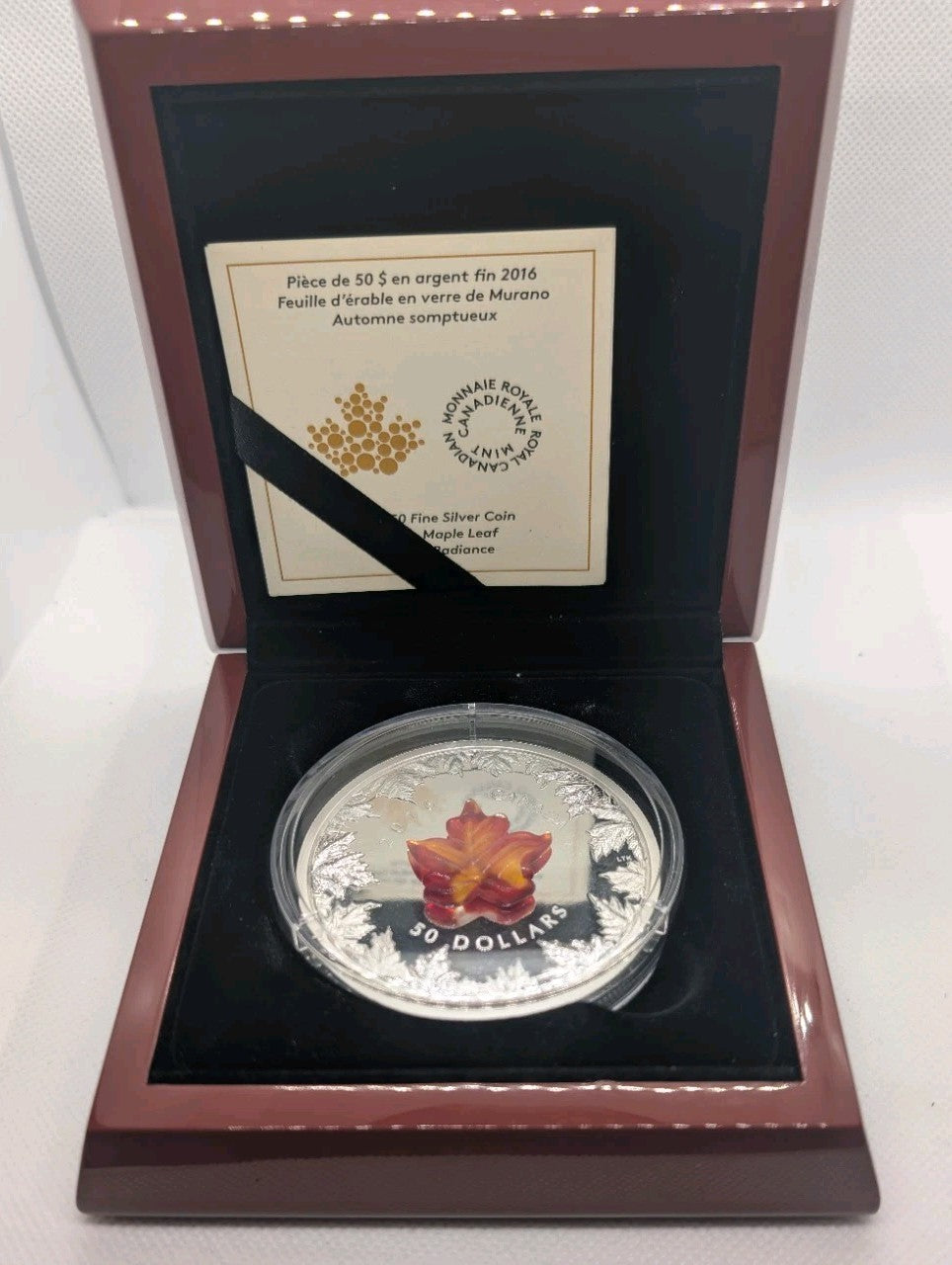 2016 Canada Autumn Radiance $50 99.99% silver 5 oz & Murano glass0
