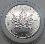 2011 Canada $5 Silver Maple Leaf Coin .9999 Pure 1 oz Fine Silver Bullion0