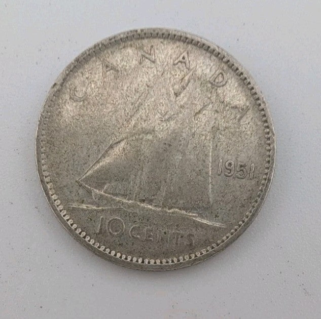 1951 Canada 10c Silver coin Dime - 2g of pure silver0