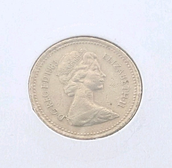 British 1 Pound Coin dated 1983 - first year for 1 pound coin1
