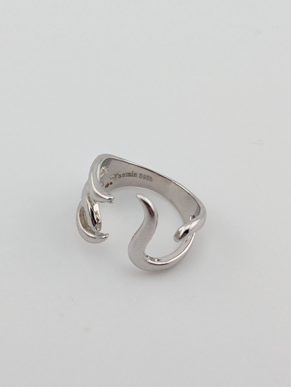 Modern Open Lines Wave Band Sterling Silver Ring-5.50