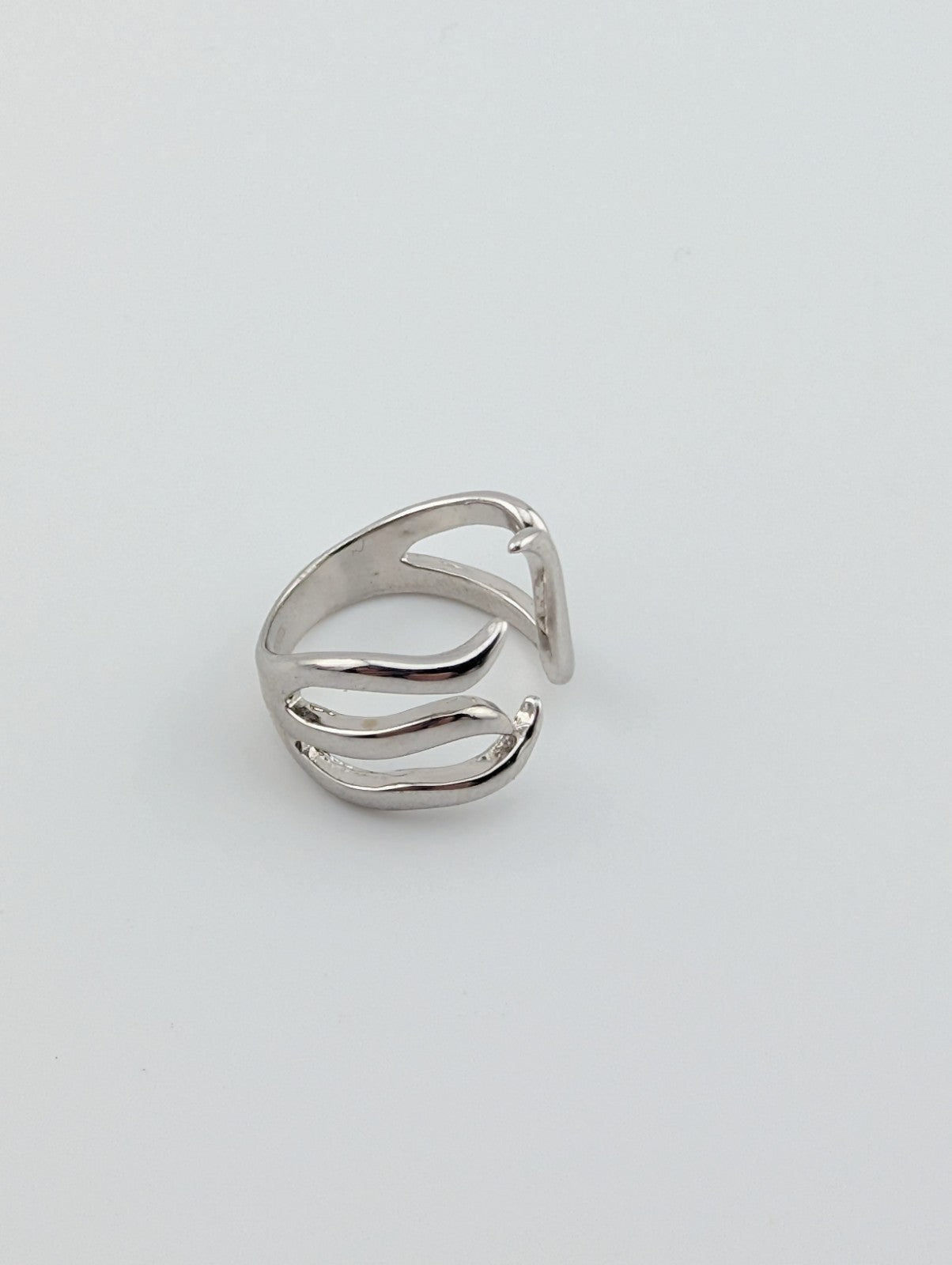 Modern Open Lines Wave Band Sterling Silver Ring-5.52