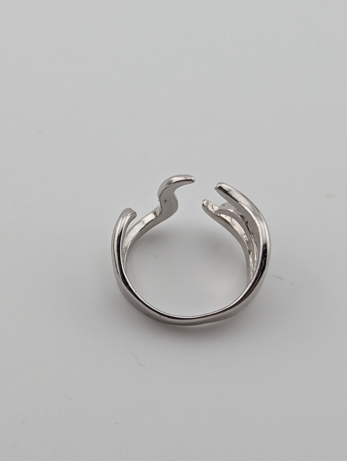 Modern Open Lines Wave Band Sterling Silver Ring-5.53