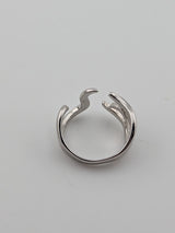 Modern Open Lines Wave Band Sterling Silver Ring-5.53