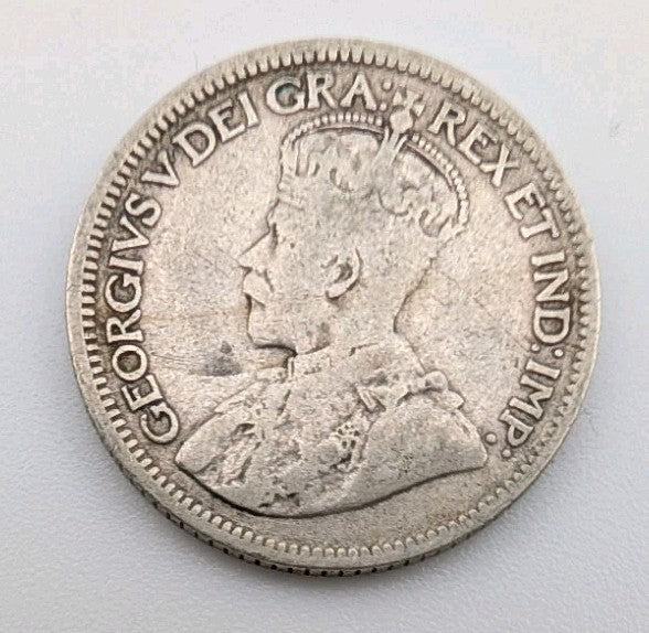 1928 Canada Silver 10 Cent, Circulated Good condition1