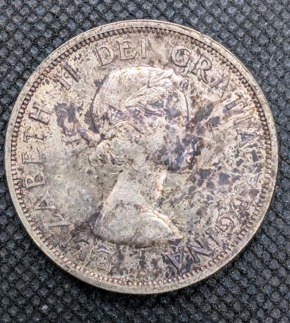 1959 Silver Dollar Canada Queen Elizabeth II - 0.6oz of silver1