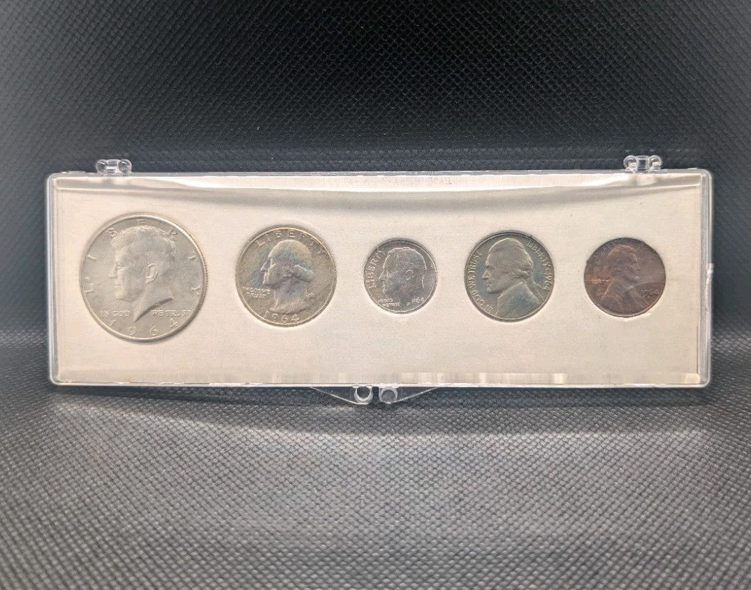 USA 1964 Silver Coins Year Set circulated  w/90% Silver mint set US0