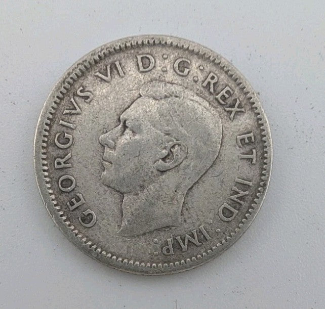 1945 Canada 10c Silver coin Dime - 2g of pure silver1