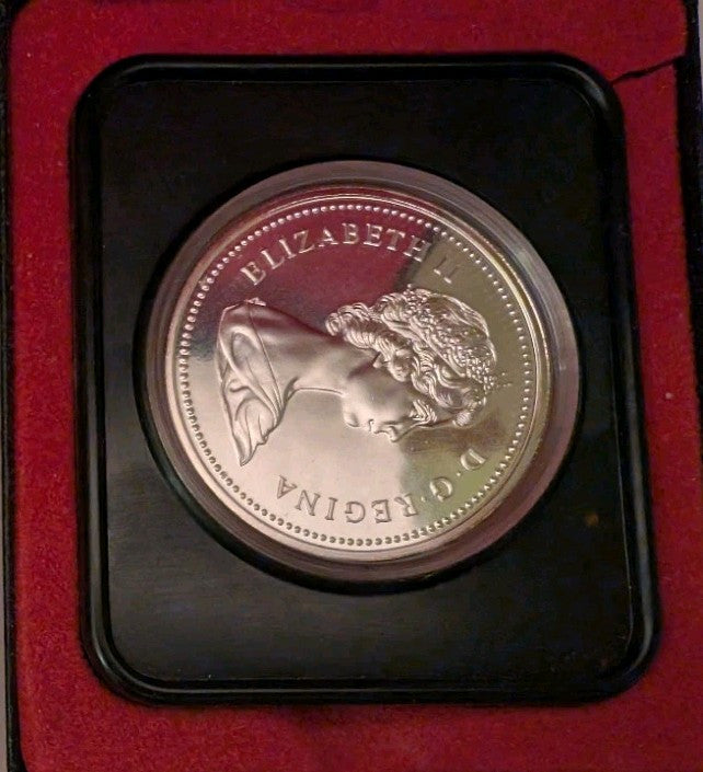 1974 Canada Silver Dollar Coin (Winnipeg 100th) In original Box - 11.65g ASW2
